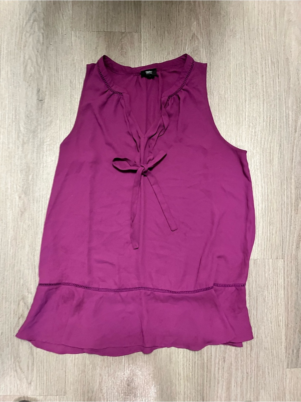 Mossimo Supply Co. Sleeveless Tie-Front Camisole - Magenta XL Lightweight